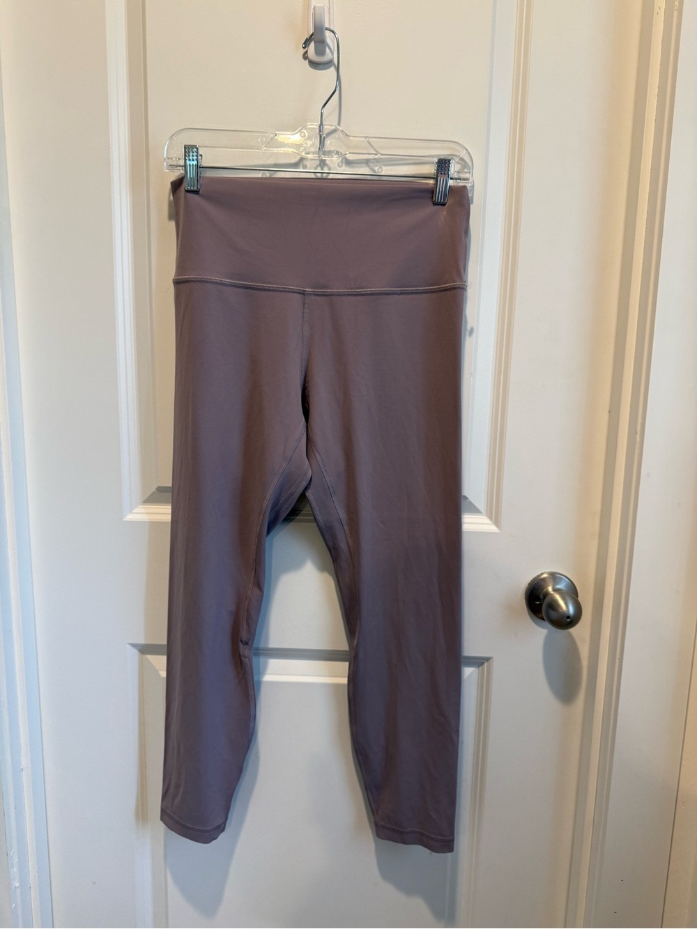 Lululemon Purple Mauve High-Rise Cropped Leggings Size 10 - Picture 1 of 4